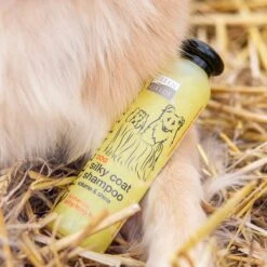 Greenfields Hondenshampoo Voor Langharige Vacht - Zorgt Voor Een Zijdezachte Glanzende Vacht - Inhoud 270 Ml - Hondenshampoo Langharige Vacht -Hondenbenodigdheden 1200x1200 383