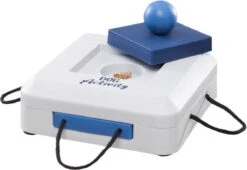 Trixie Dogtoy Dog Activity Strategy Game Gamble Box - Piepend Speelgoed - 15cm X 15cm X 9cm - Zwart/rood/oranje -Hondenbenodigdheden 1200x826 1