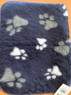 Lovely Nights Vetbed/kleed Blue With 2 Color Print Paw Met Bies 120x75 Rechthoek 5 Lovely Nights Vetbed/kleed Blue With 2 Color Print Paw Met Bies 120x75 Rechthoek -Hondenbenodigdheden 899x1200 3
