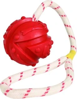 Trixie Bal Aan Touw Natuurrubber Drijvend Assorti 4,5 Cm / 35 Cm -Hondenbenodigdheden 936x1200 1